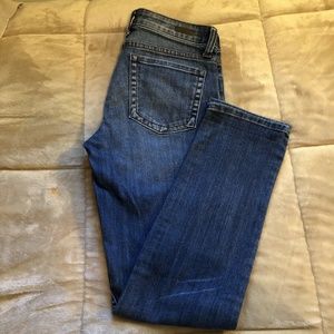 Kut from the Kloth "Catherine Boyfriend" Size 4 Faded Dark Wash Low-Rise Jeans